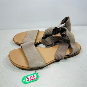 Sorel Ella II Sandals - Women's size 8 Olive Green Flat Leather Straps